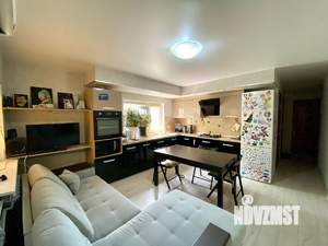 Дом 87м&sup2;, 2-этажный, участок 5 сот.  