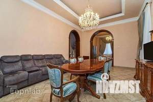 Дом 600м², 3-этажный, участок 6 сот.  