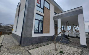 Дом 230м&sup2;, 2-этажный, участок 4 сот.  