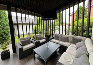 Дом 218м&sup2;, 2-этажный, участок 8 сот.  