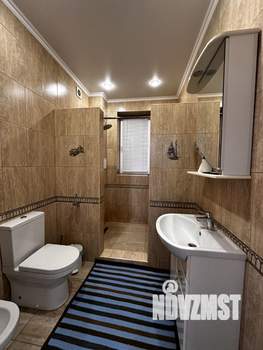 Коттедж 183м&sup2;, 2-этажный, участок 7 сот.  