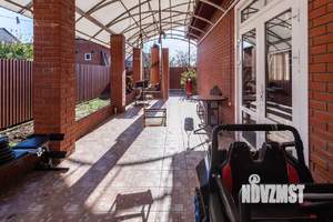 Дом 180м&sup2;, 2-этажный, участок 4 сот.  