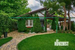 Дом 161м&sup2;, 2-этажный, участок 10 сот.  