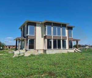 Дом 299м&sup2;, 2-этажный, участок 10 сот.  