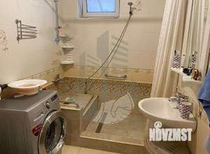 Дом 150м&sup2;, 2-этажный, участок 5 сот.  