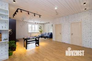 Дом 175м², 2-этажный, участок 7 сот.  