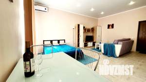 Студия квартира, посуточно, 41м2, 3/10 этаж