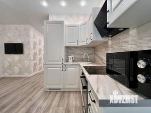 1-к квартира, посуточно, 38м2, 17/17 этаж
