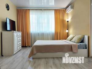 Студия квартира, посуточно, 30м2, 11/22 этаж