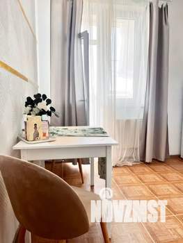 1-к квартира, посуточно, 34м2, 7/16 этаж