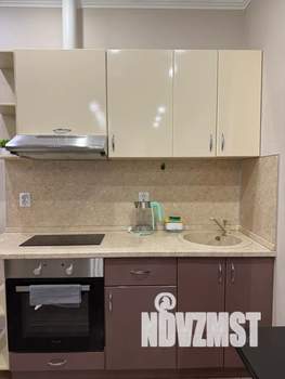 Студия квартира, посуточно, 30м2, 2/20 этаж