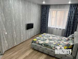 1-к квартира, посуточно, 40м2, 14/20 этаж