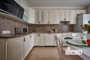 2-к квартира, посуточно, 66м2, 7/18 этаж