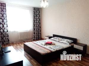 1-к квартира, посуточно, 39м2, 8/10 этаж