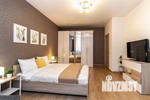 1-к квартира, посуточно, 46м2, 1/1 этаж