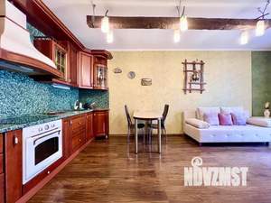 1-к квартира, посуточно, 38м2, 7/10 этаж