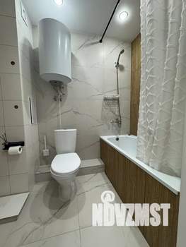 Студия квартира, посуточно, 15м2, 1/17 этаж