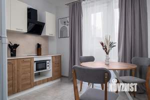 1-к квартира, посуточно, 40м2, 2/17 этаж