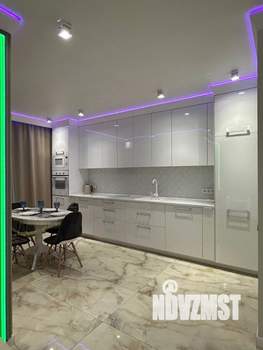 2-к квартира, посуточно, 45м2, 9/25 этаж