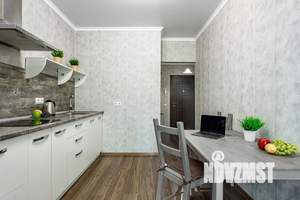 1-к квартира, посуточно, 40м2, 9/23 этаж