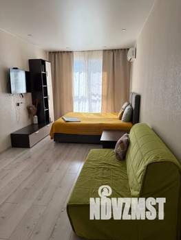 1-к квартира, посуточно, 40м2, 18/25 этаж