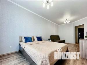 1-к квартира, посуточно, 40м2, 11/18 этаж