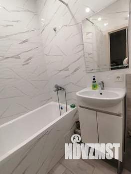 1-к квартира, посуточно, 33м2, 1/19 этаж