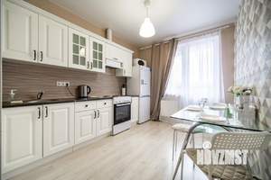 1-к квартира, посуточно, 41м2, 1/1 этаж