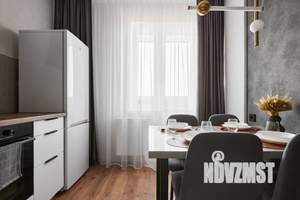 1-к квартира, посуточно, 34м2, 13/19 этаж