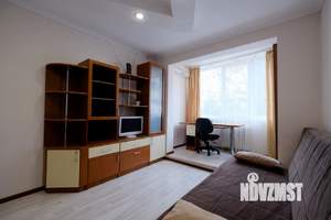 3-к квартира, посуточно, 68м2, 1/1 этаж