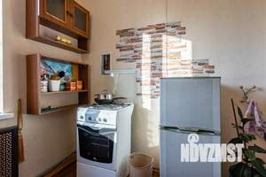 1-к квартира, посуточно, 37м2, 1/1 этаж