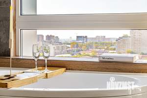Студия квартира, посуточно, 35м2, 17/24 этаж