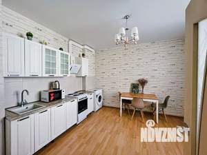 1-к квартира, посуточно, 40м2, 7/16 этаж