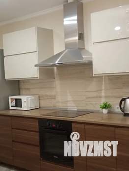 1-к квартира, посуточно, 42м2, 3/20 этаж