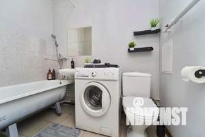 1-к квартира, посуточно, 38м2, 1/16 этаж