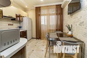 1-к квартира, посуточно, 40м2, 13/18 этаж