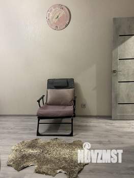 Студия квартира, посуточно, 32м2, 3/25 этаж