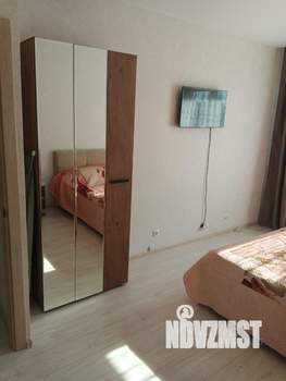1-к квартира, посуточно, 35м2, 4/15 этаж