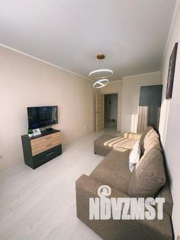 1-к квартира, посуточно, 37м2, 19/21 этаж