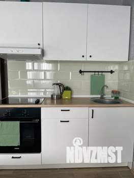 Студия квартира, посуточно, 28м2, 18/18 этаж