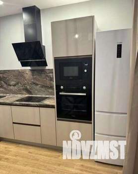1-к квартира, на длительный срок, 39м2, 9/25 этаж