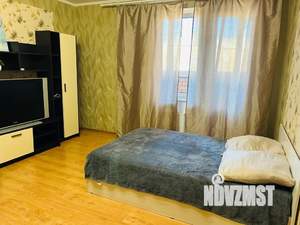 1-к квартира, посуточно, 42м2, 18/20 этаж