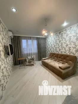 1-к квартира, посуточно, 47м2, 9/18 этаж