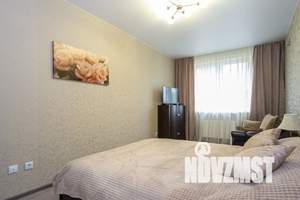 2-к квартира, посуточно, 55м2, 2/17 этаж