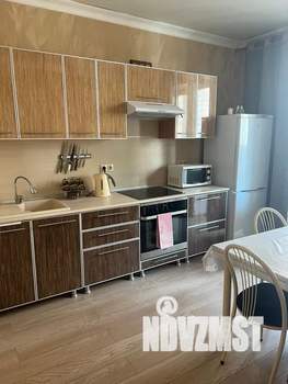 1-к квартира, посуточно, 43м2, 9/16 этаж