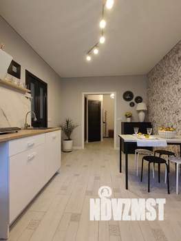 1-к квартира, посуточно, 38м2, 4/10 этаж
