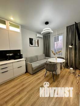 1-к квартира, посуточно, 38м2, 3/25 этаж