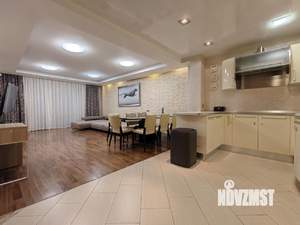 3-к квартира, на длительный срок, 104м2, 3/13 этаж