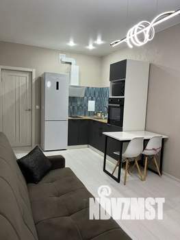 1-к квартира, посуточно, 42м2, 7/24 этаж
