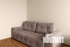 1-к квартира, посуточно, 42м2, 16/24 этаж